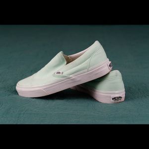 Women’s size 7 (US) mint Vans Slip-ons